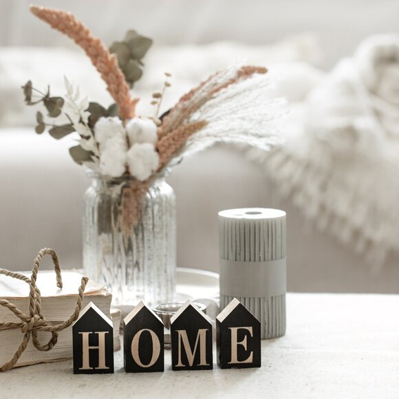 Meet your Posher, Jennifer - Picture 1 of 1